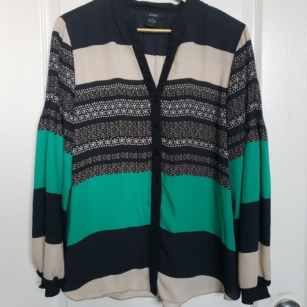 ALFANI size 8 blouse